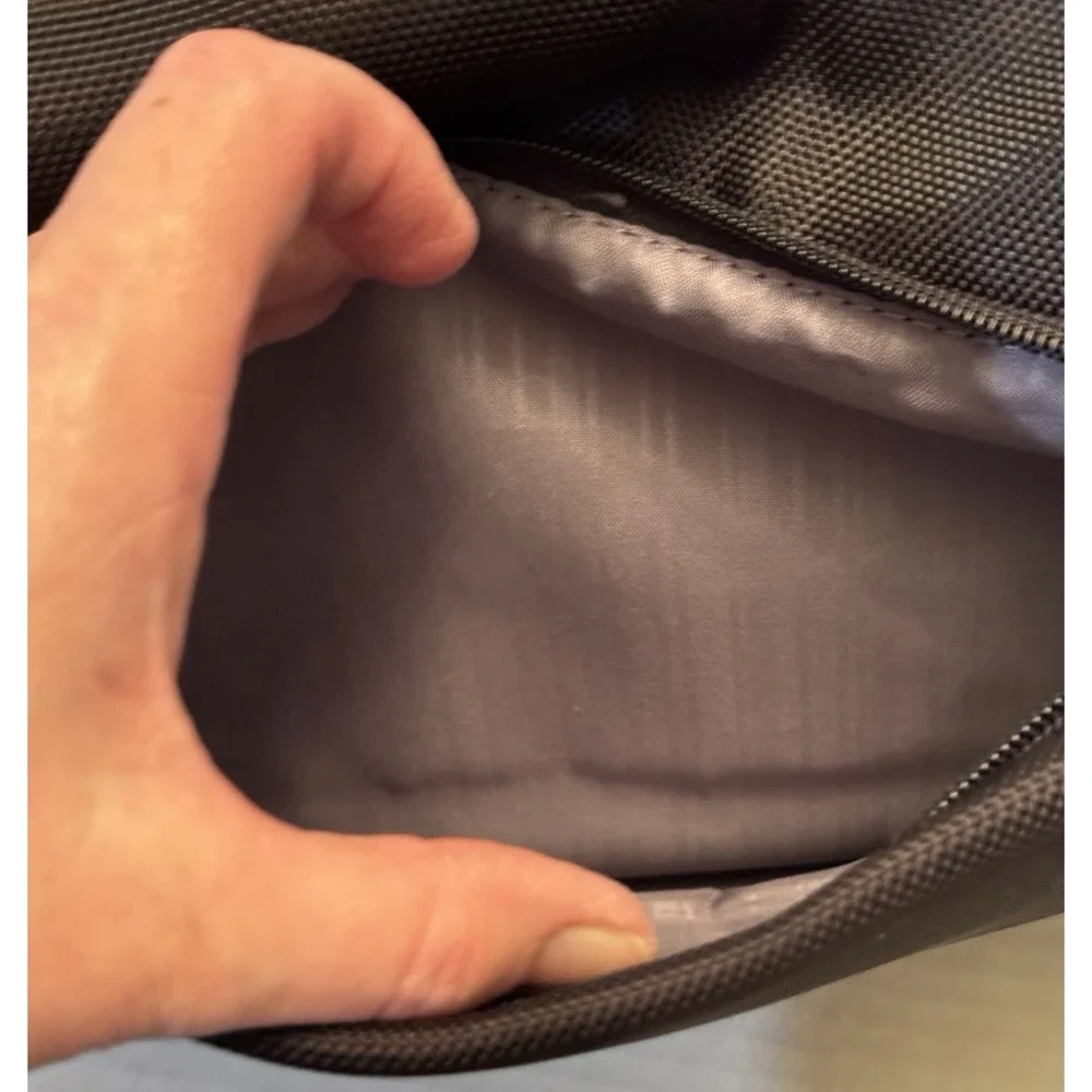 Samsonite Black Ballistic Nylon Messenger Laptop Bag‎ Tablet Travel Case
